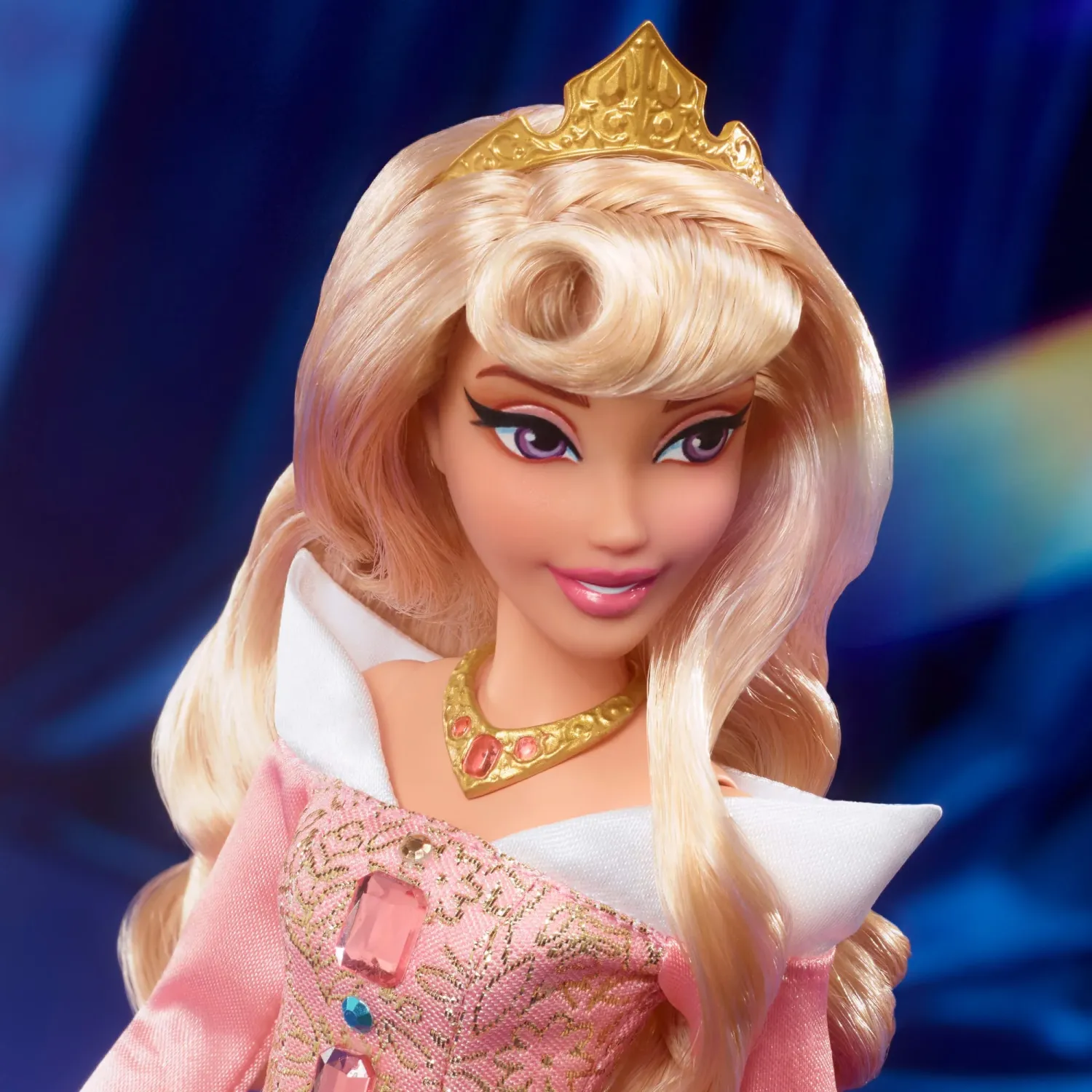 Disney Collector: "Aurora" Doll From The Radiance Collection