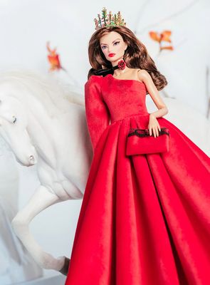  2025 Xian Xian "Red Elegance" Dressed Fashion Doll- Y121+FR24