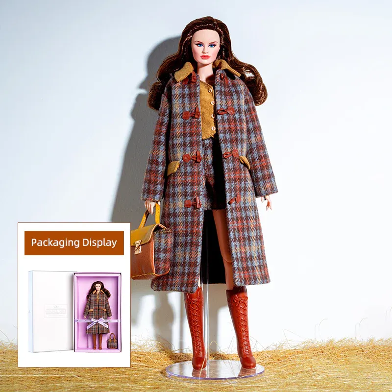 PRE-SALE: 2025 Xian Xian Supermodel &quot;Sustainable Fashion&quot; Tina Dressed Fashion Doll-Y208+FR15