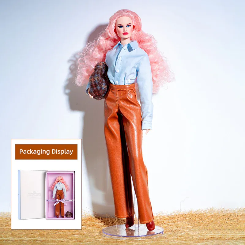 PRE-SALE: 2025 Xian Xian Supermodel &quot;Sustainable Fashion&quot; Tina Dressed Fashion Doll-Y211+FR14