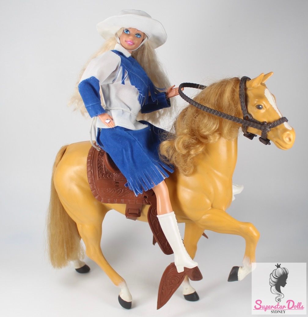 1980 "Dallas" Barbie Doll Horse + BONUS Superstar Era Barbie Doll in Western Fas img