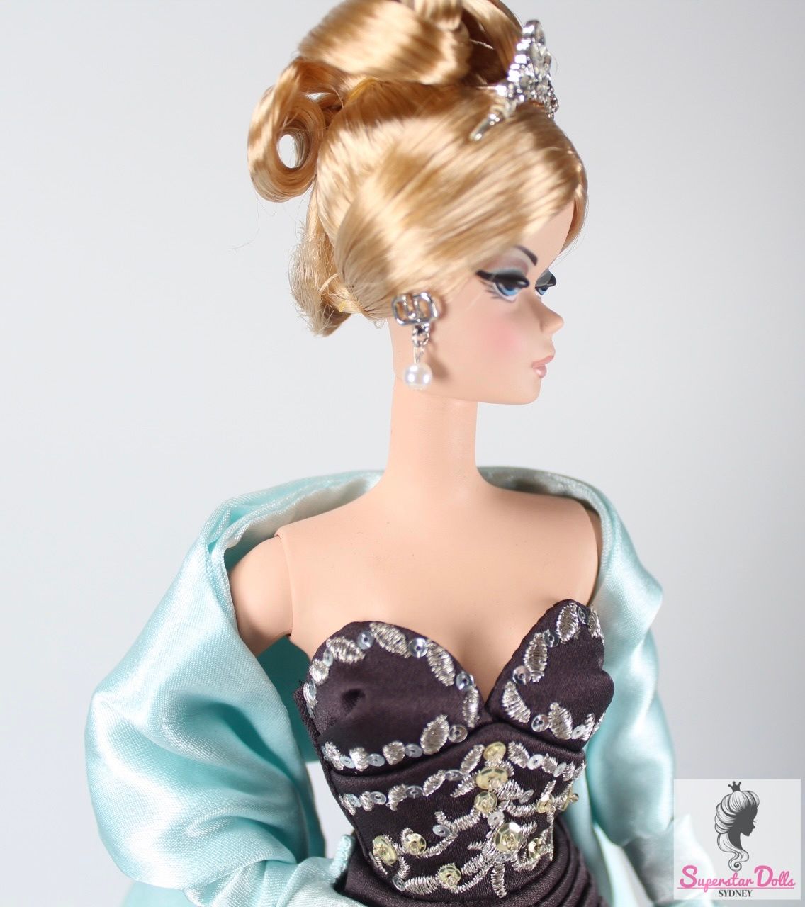 Integrity Toys NU.Face Pear Drop Earings