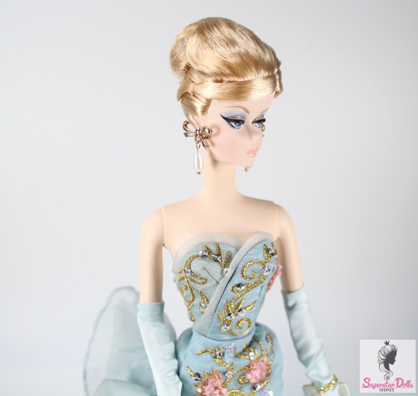 1 x Pair of Handmade Metal Gold Bow Pear Drop Earrings for 1:6/11.5-13&quot; Fashion Dolls