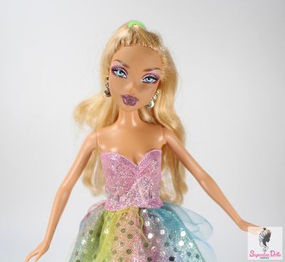 2000's Era "My Scene" Barbie Doll in Clone Fashion