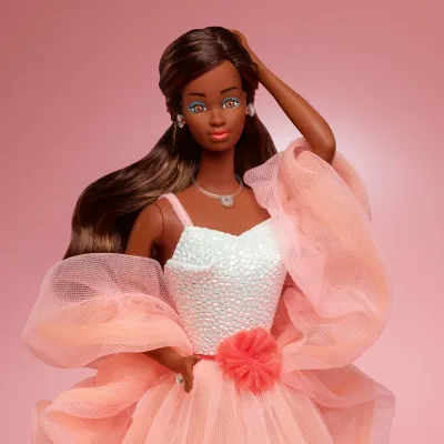 PRE-ORDER 2025 Gold Label: "Peaches ‘n Cream" Barbie Doll, Brown Hair