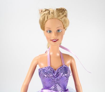 Late 90's/Early 2000's "Generation Girl" Era Barbie Doll with Belly Button Body/ Bendable Legs