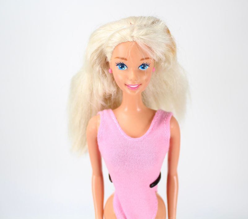 1995 "Pretty Hearts" Barbie Doll