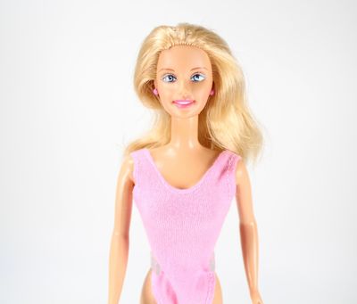 Late 90's/Early 2000's "Generation Girl" Era Barbie Doll with Bendable Legs