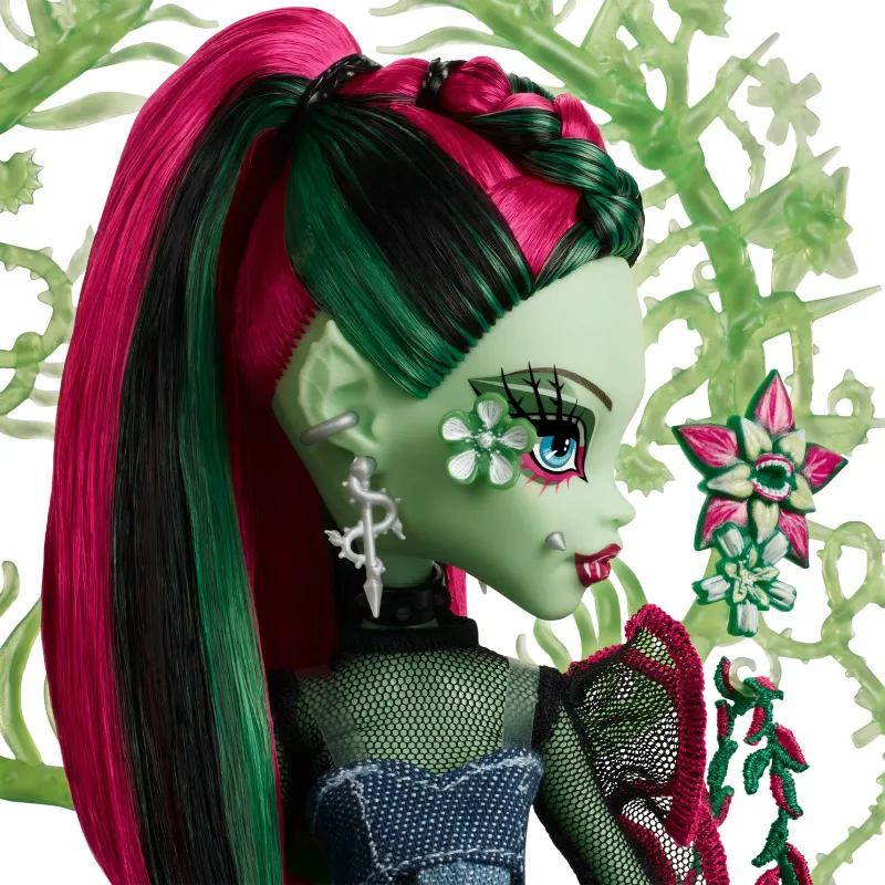 PRE-ORDER: 2025 Monster High "Venus McFlytrap" Doll