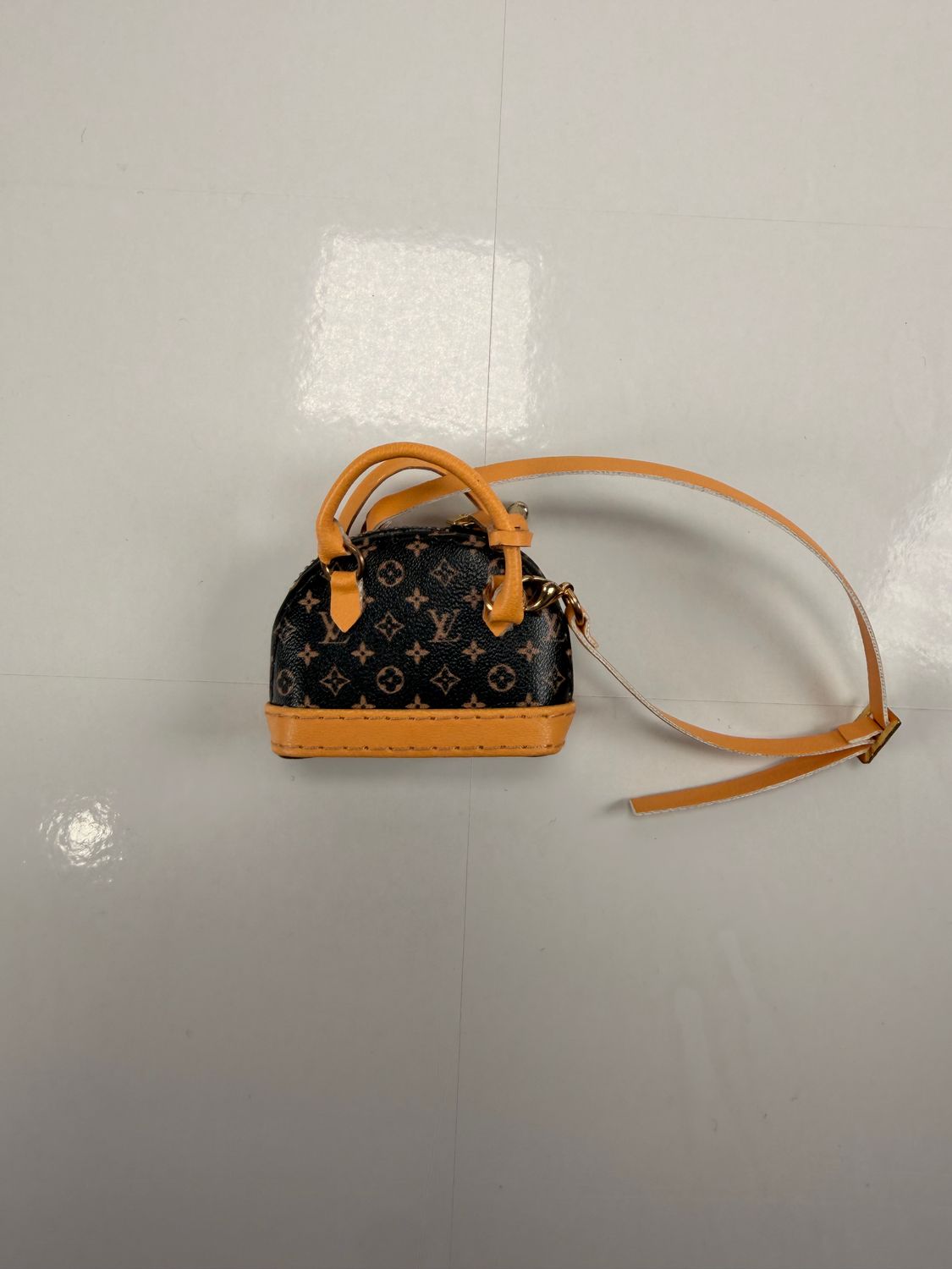 Miniature Luxury Hand Bag for Fashion Dolls
