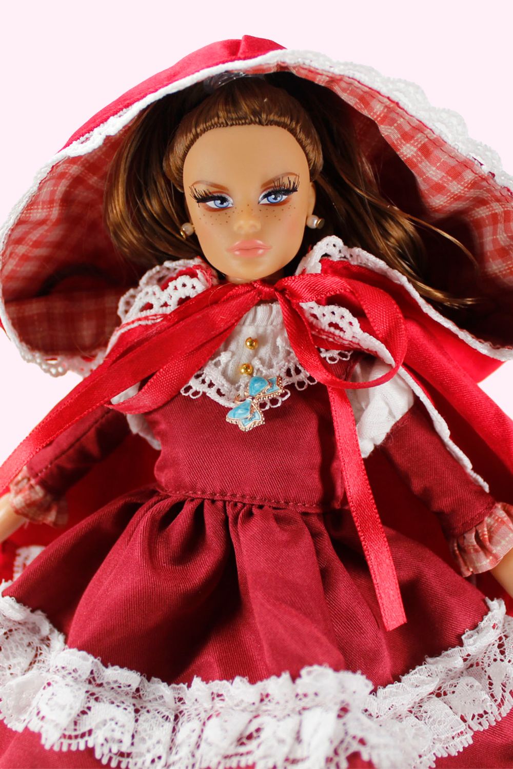 Runway Dolls X Xian Xian Supermodel: Molly as "Little red Riding Hood" Customised Fashion Doll