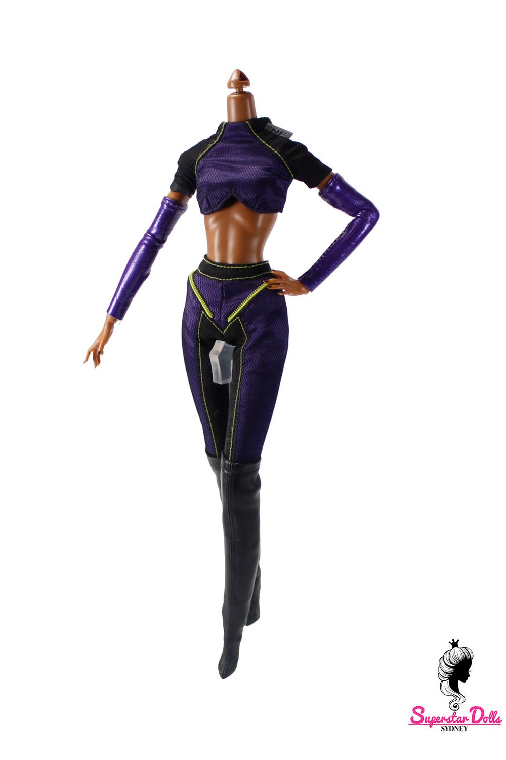 2021 Integrity Toys: "Adrenaline Rush" Dominique Makéda Fashion Set + Boots