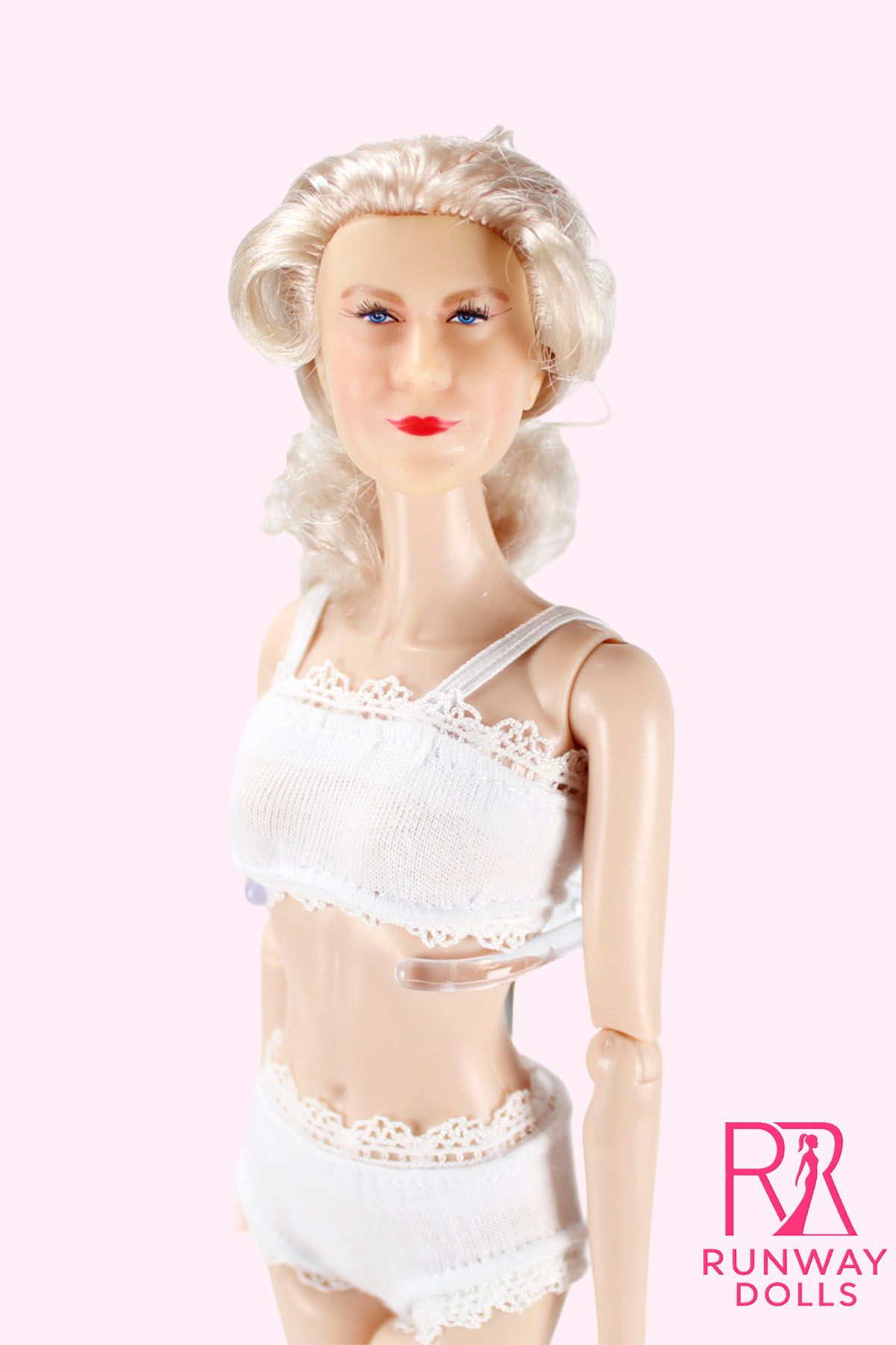 Runway Dolls: "Boudoir" Queen Elizabeth OOAK Doll img