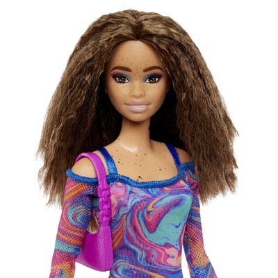2022 Fashionistas Barbie Doll #206 with Crimped Hair and Freckles