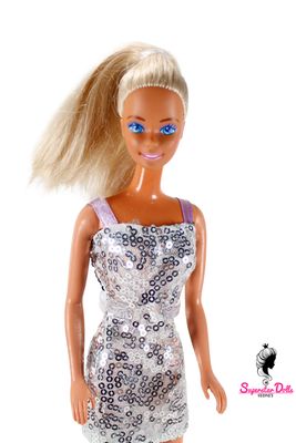 80's/90's Superstar Era DE-BOXED Barbie Doll