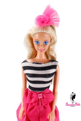 80's/90's Superstar Era DE-BOXED Barbie Doll