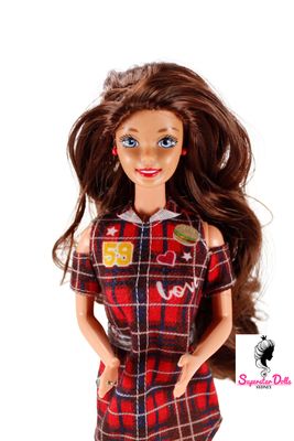 Runway Dolls: Custom OOAK 11.5" Superstar Barbie Doll
