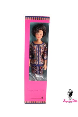 1991 Singapore Airline: "Singapore Girl" Barbie Doll-NRFB