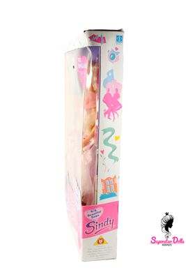 1990 Hasbro: "Beautiful Bows" Sindy Doll-NRFB