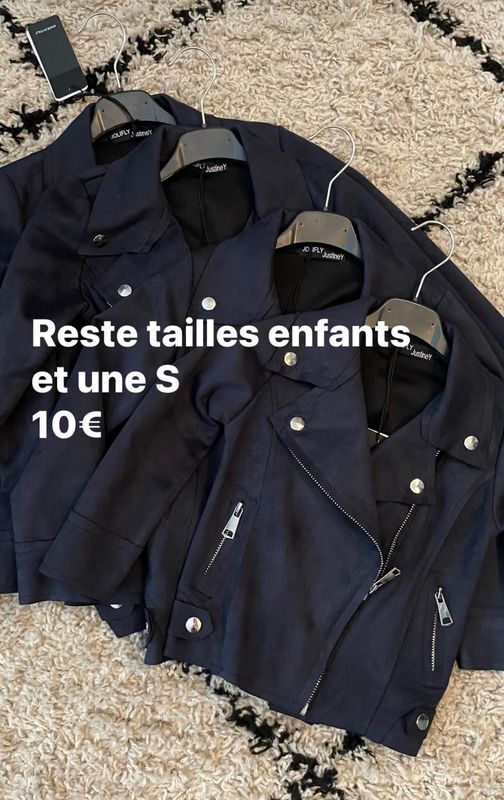 Perfecto enfant bleu marine suedine