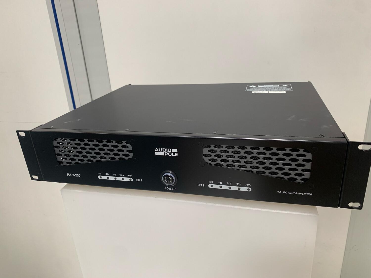 AMPLIFICATEUR AUDIOPOLE 2X250W