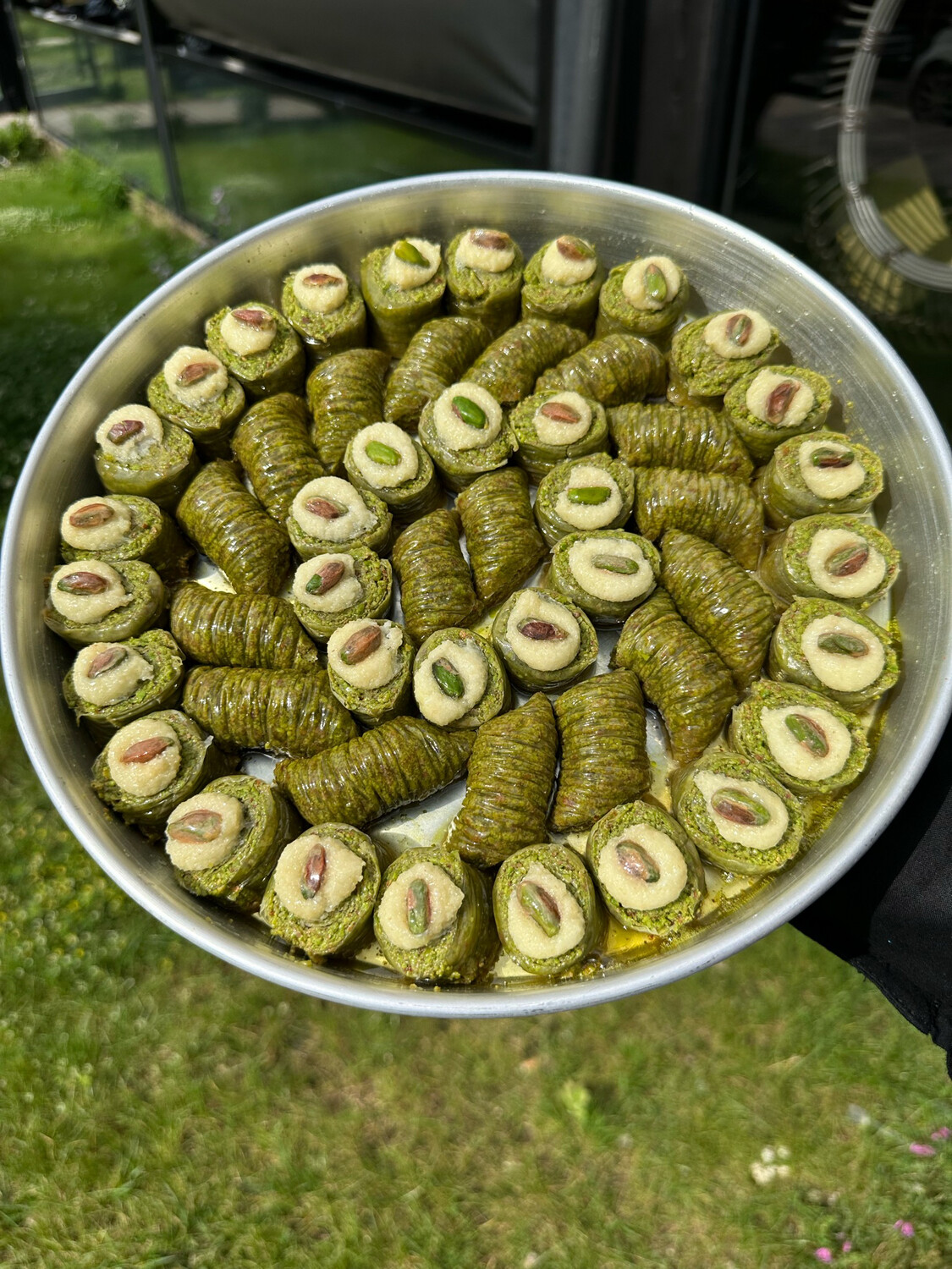 Bakllava me Kajmak Tepsi