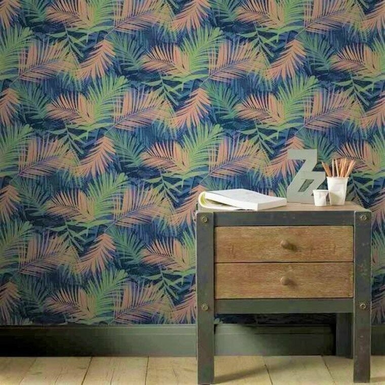 Jungle Glam Black And Gold Wallpaper