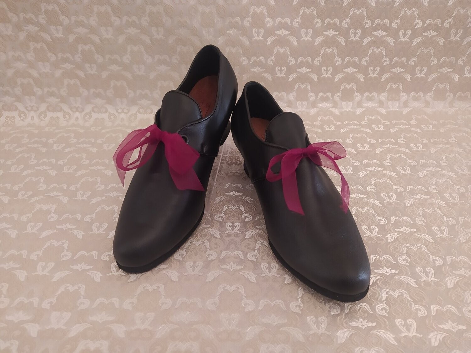 ZAPATO PIEL SRA. S.XVIII