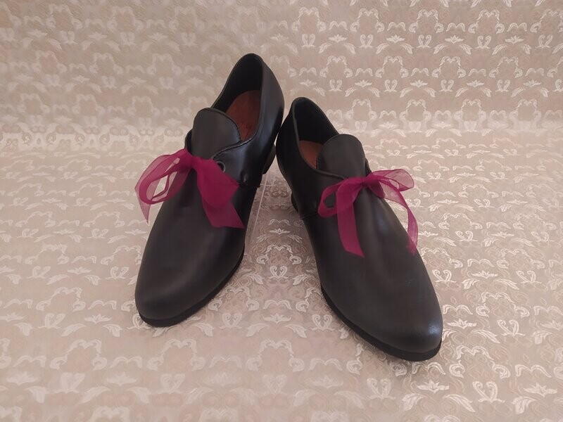 ZAPATO PIEL SRA. S.XVIII