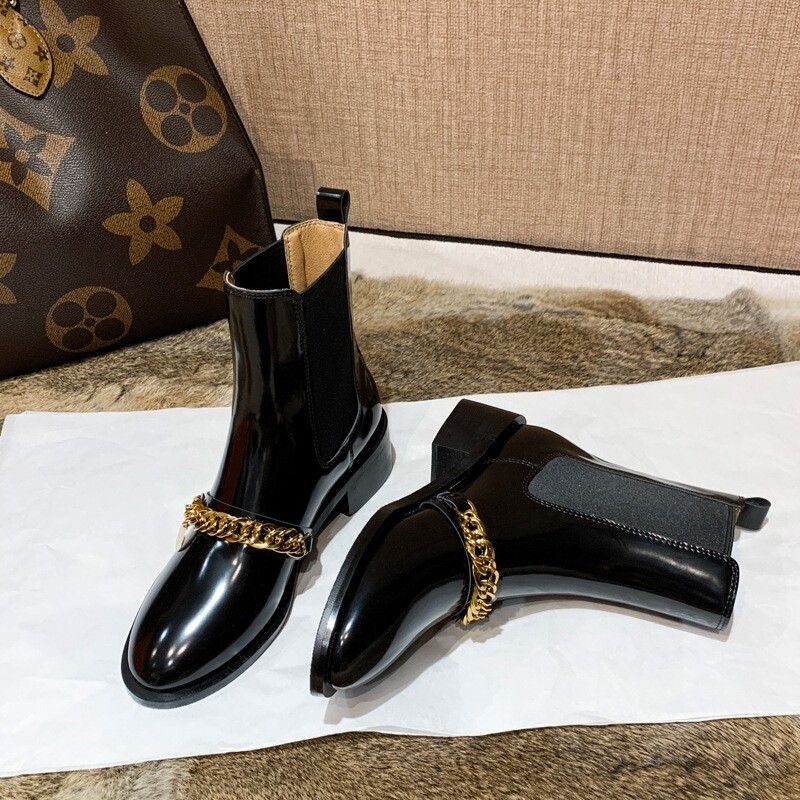 Chain Decor boots