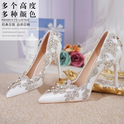 Sharp point bridal shoes 