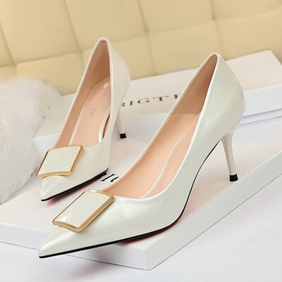 Quarter size heel 