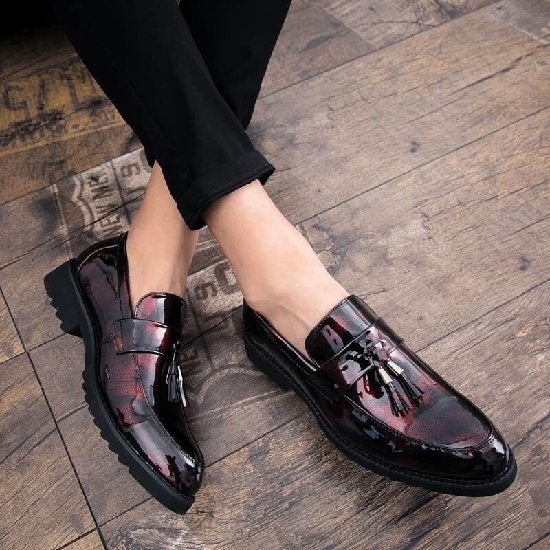 Classic man shoes 