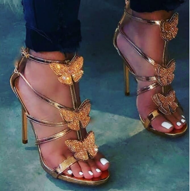 Butterfly sandal heel 