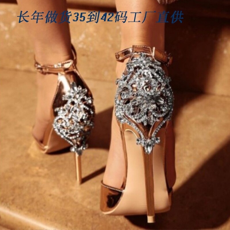 Sandal high heel 