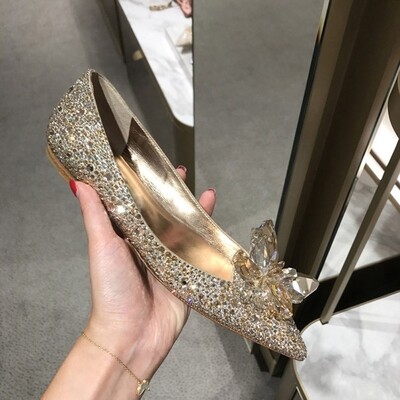 Flat wedding shoes 