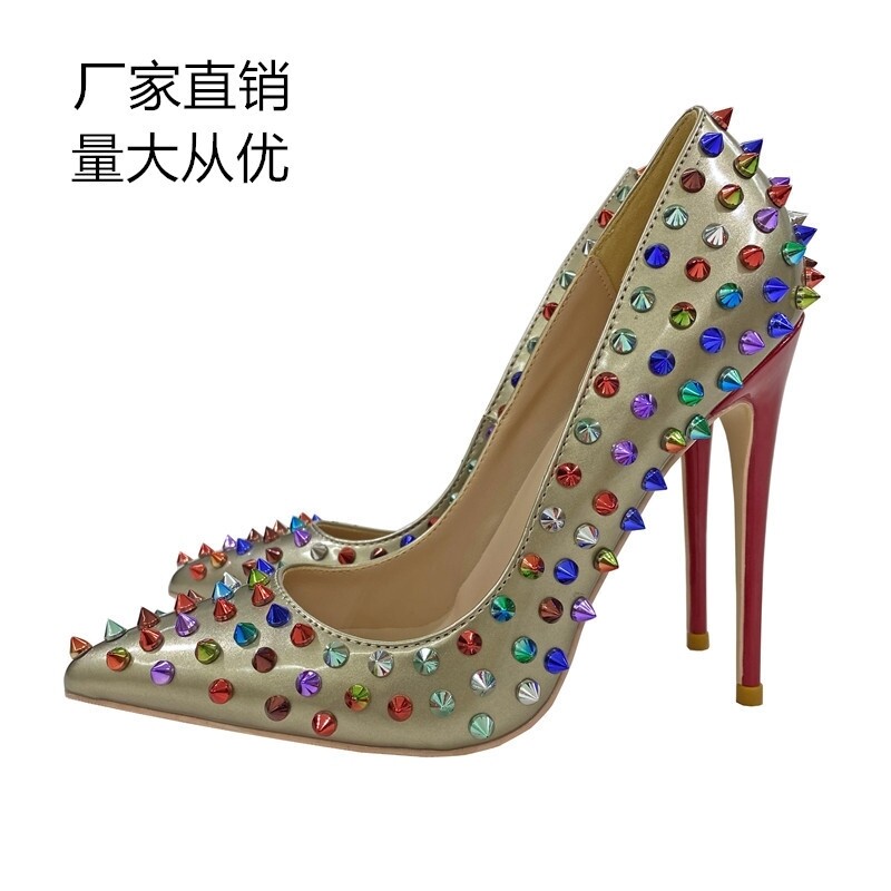 Pointy heel 