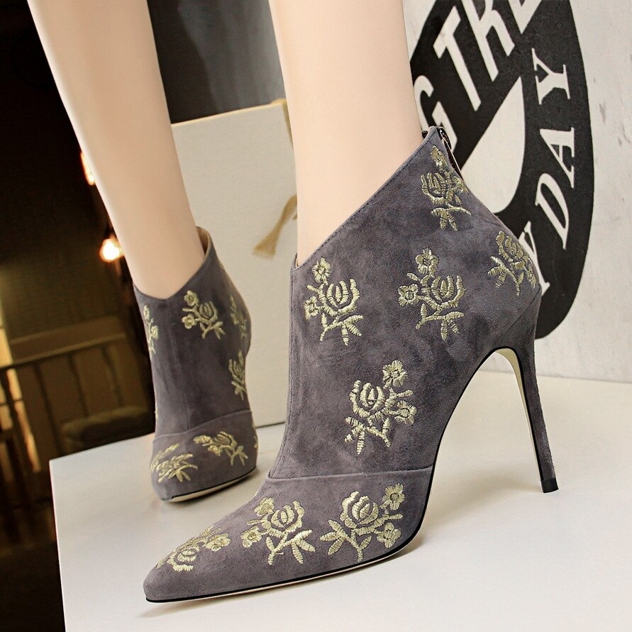 Floral boots