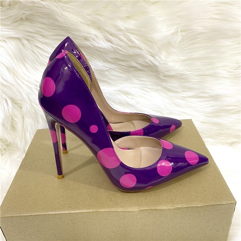 Dotted heel 2