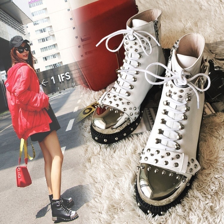 Ladies boots
