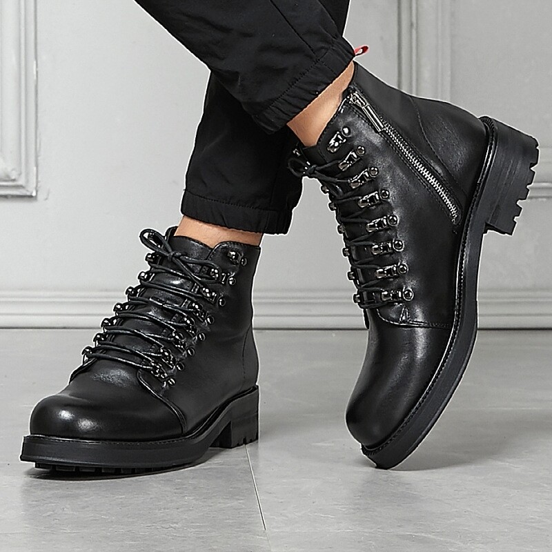 Casual boots