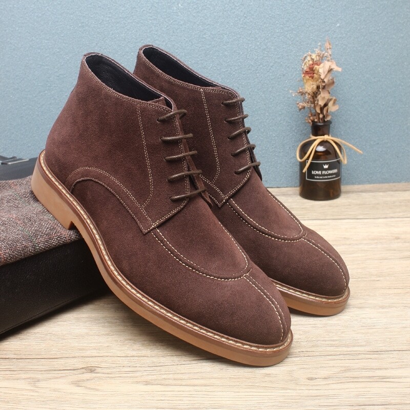 Suede lace boots