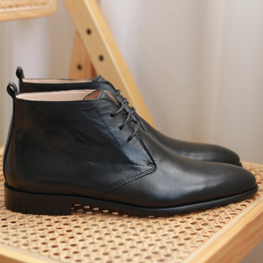 Short ankle boots 