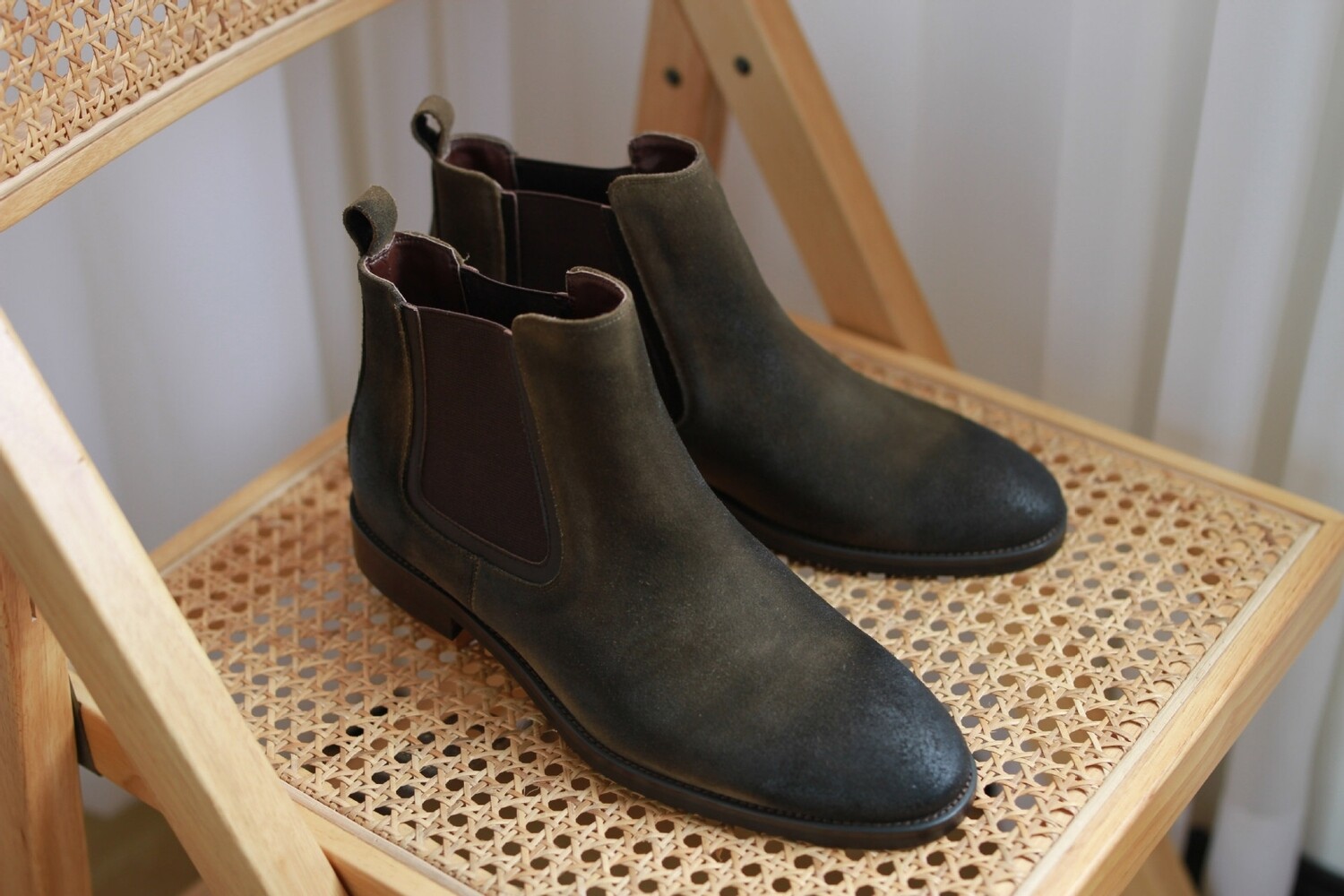 Ree velvet boots 