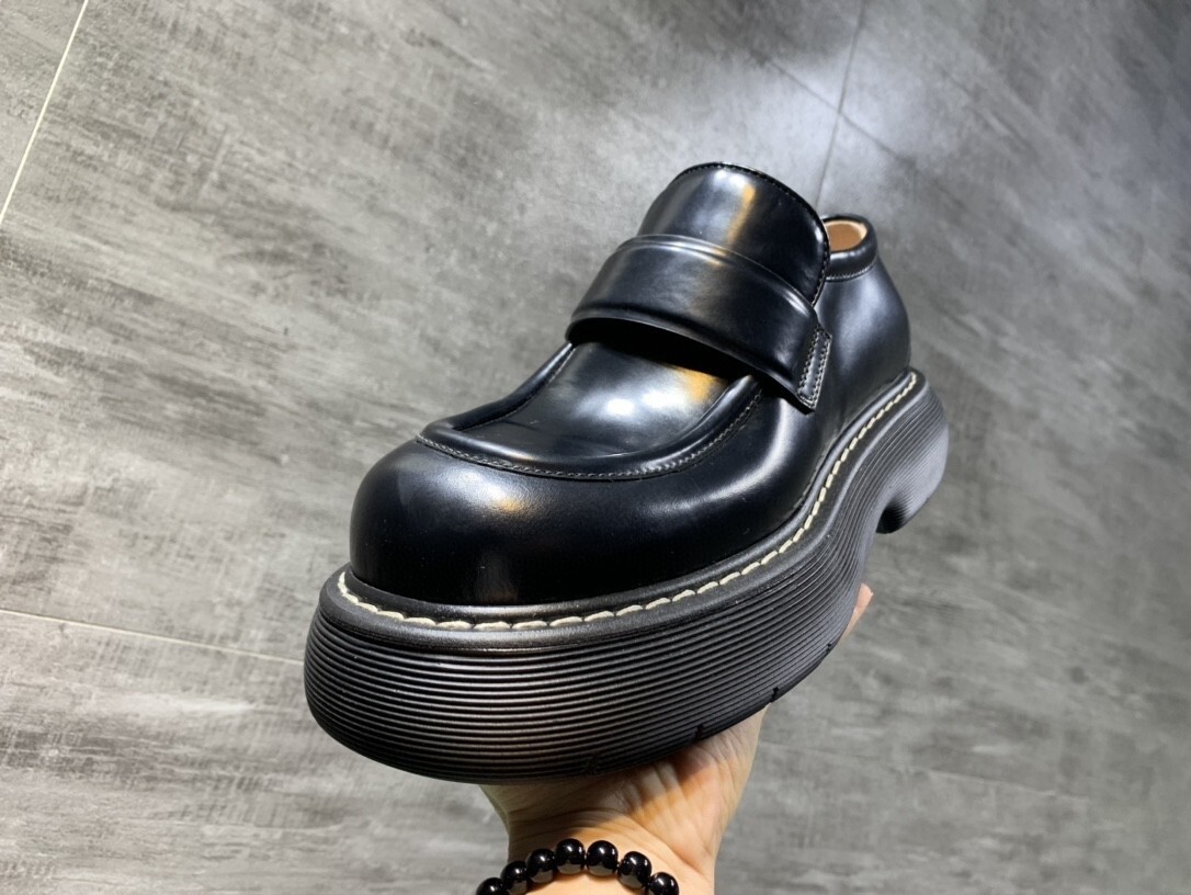 Loafers 