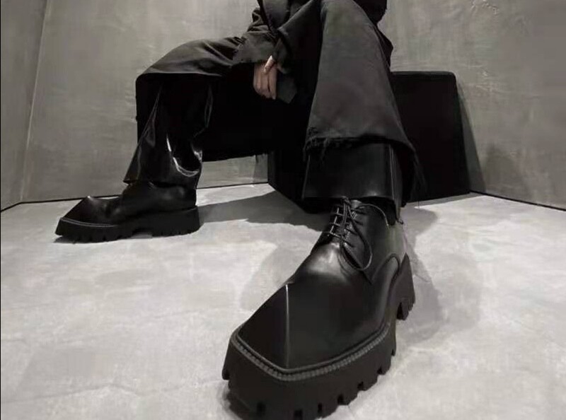 Big Loafers 