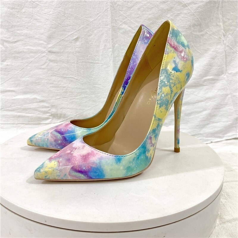 Several colours stiletto