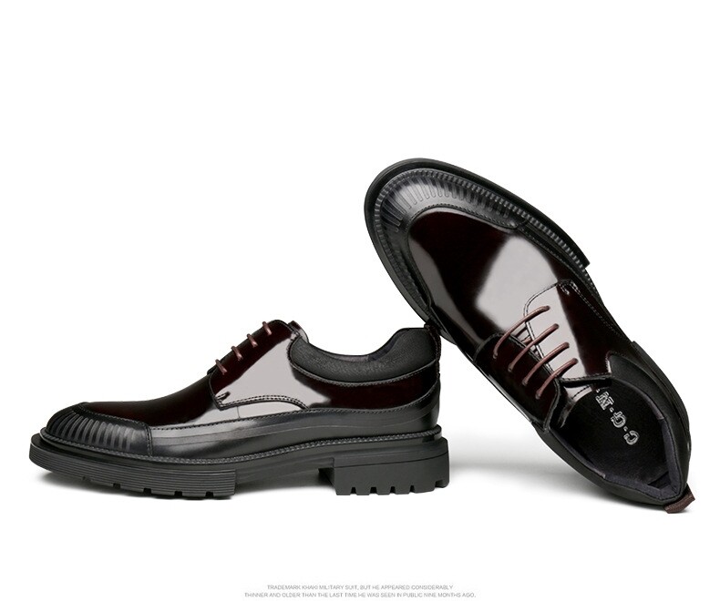 Black shoes 