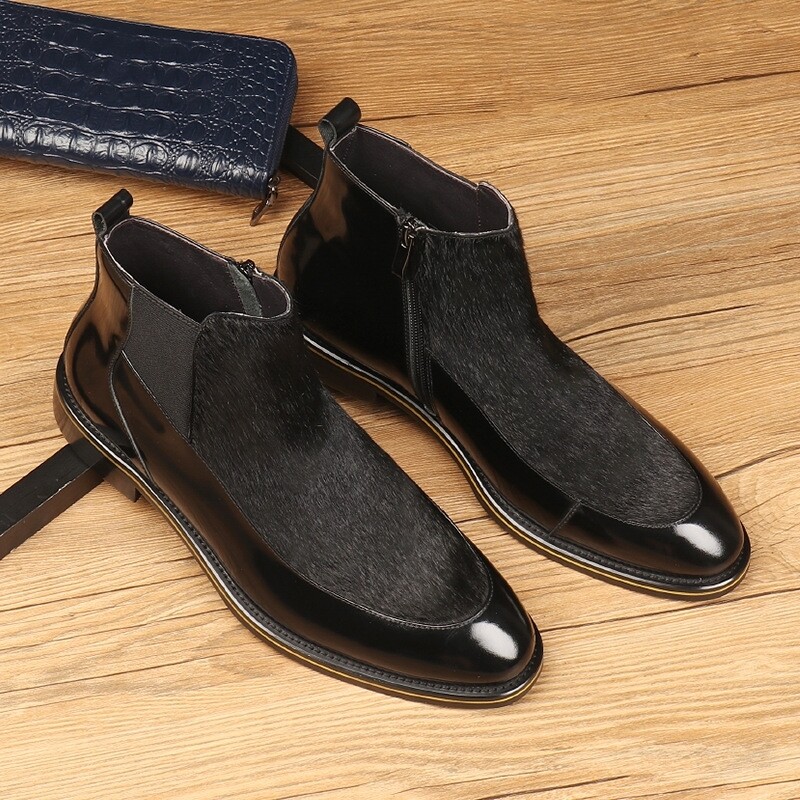 Suede and leather boots 