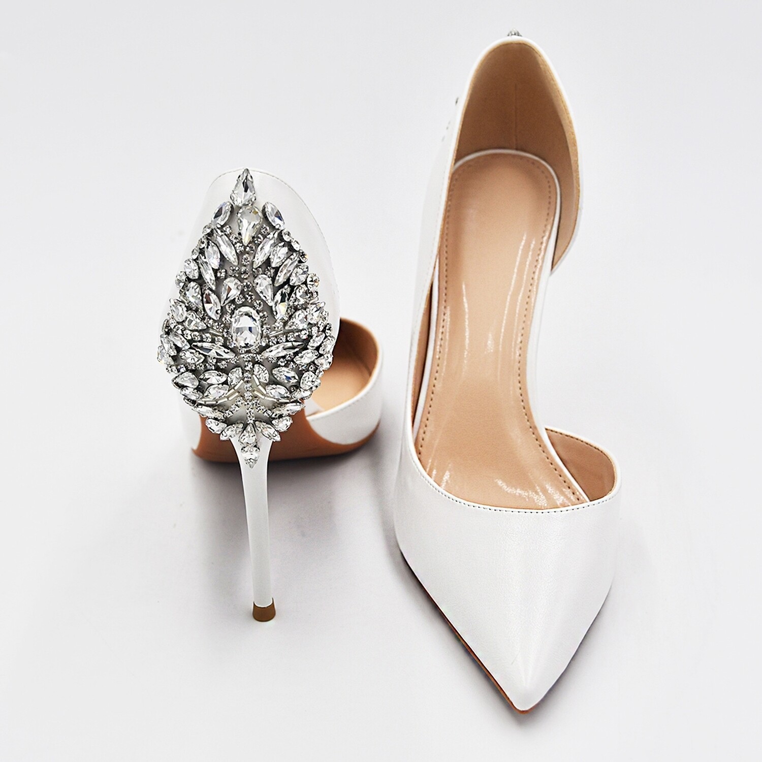 Back deco bridal heel 